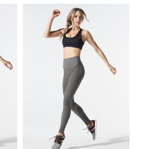 Sport Support Cuffed Leggings Gray